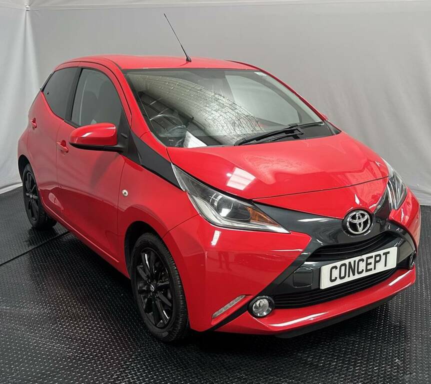 Toyota Aygo Hatchback 1.0 Vvt-i X-style Red #2