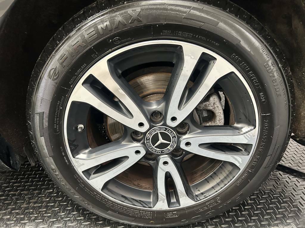 Mercedes-Benz B Class Hatchback B180d Se  Black #5