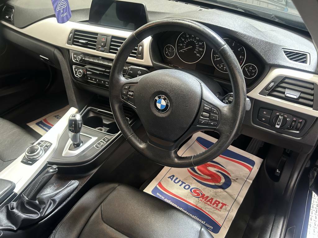 BMW 3 Series Saloon 320D Efficientdynamics Plus Black #3