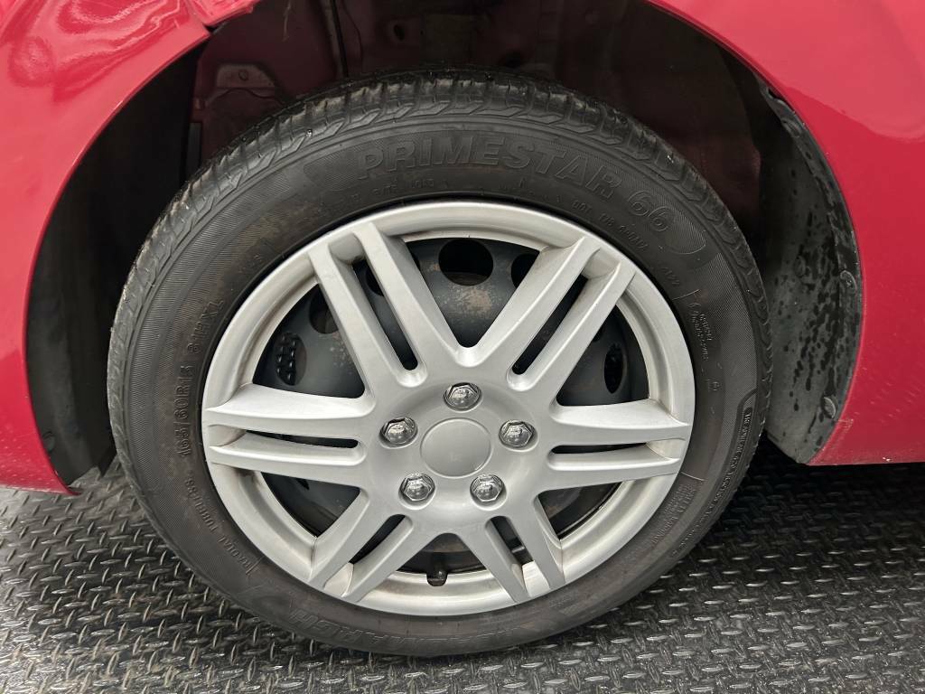 Citroen C1 Hatchback 1.0 Vti Feel Red #5