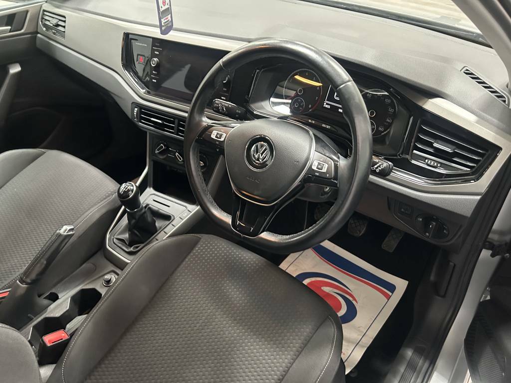 Volkswagen Polo Hatchback 1.0 Evo Se Silver #3