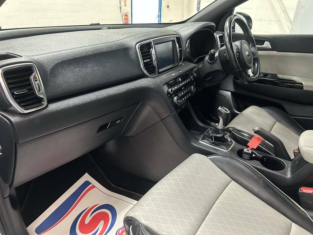 Kia Sportage Estate Special Ed 1.7 Crdi Isg Gt-line Edition White #4