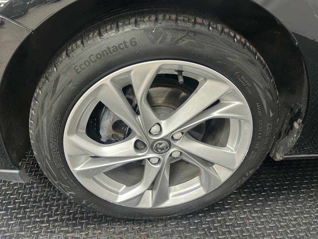 Vauxhall Astra Hatchback 1.2 Turbo 145 Sri Black #5