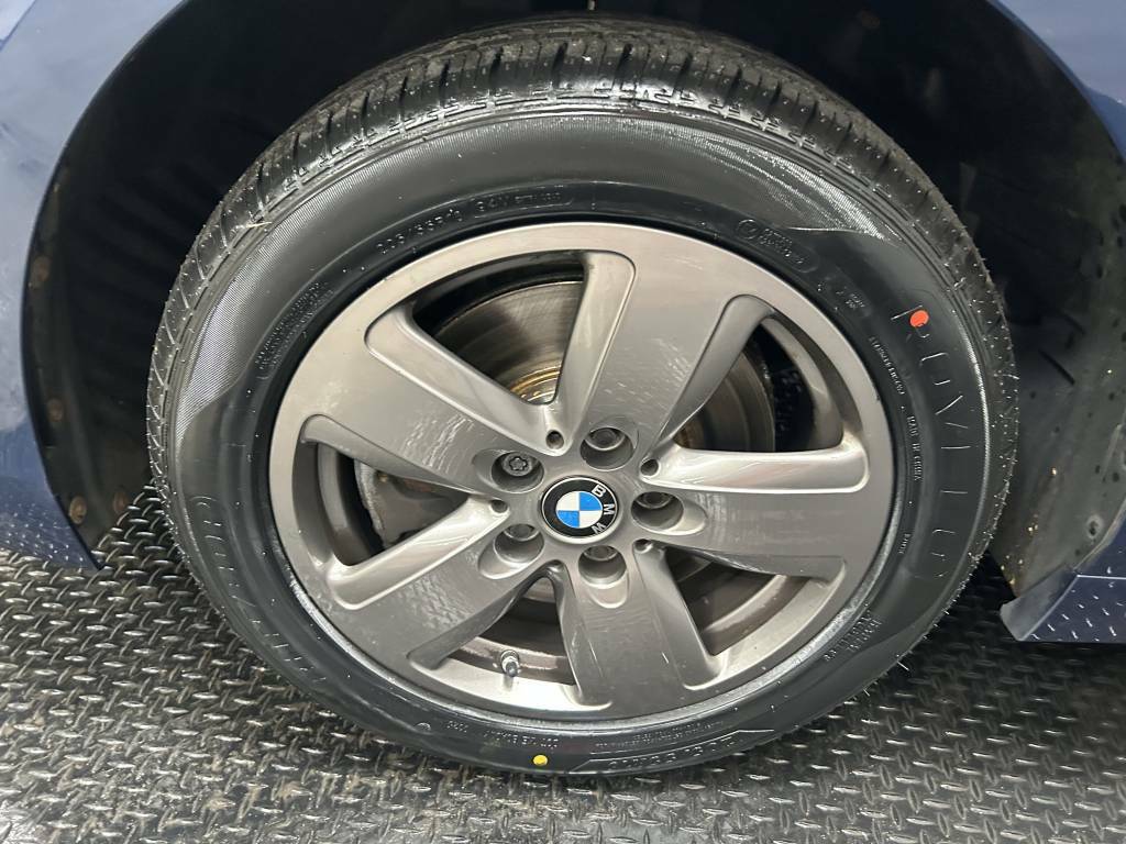 BMW 1 Series Hatchback 116D Se  Blue #5