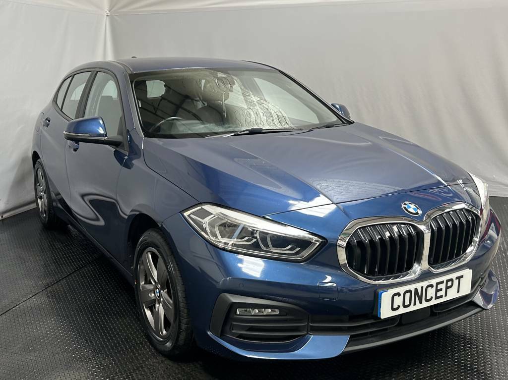 BMW 1 Series Hatchback 116D Se  Blue #2