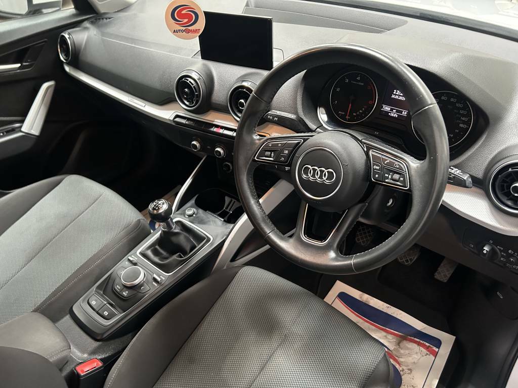 Audi Q2 Estate 30 Tdi Se White #3