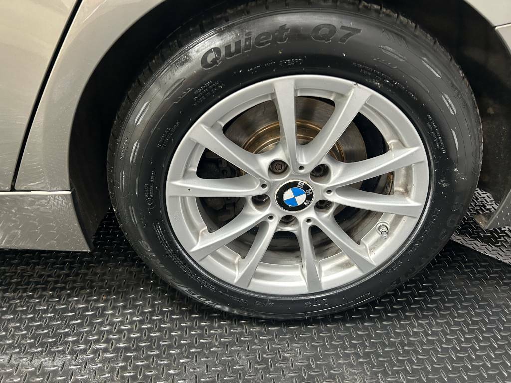BMW 3 Series Touring 320D Efficientdynamics Plus Silver #5