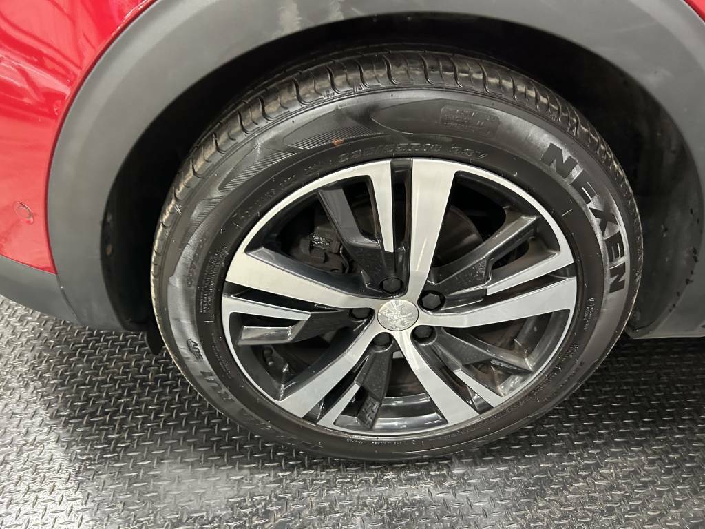 Peugeot 3008 Estate 1.5 Bluehdi Allure  Red #5