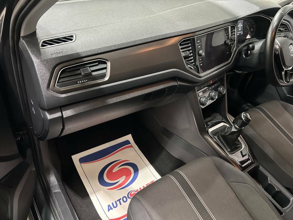 Volkswagen T-Roc Hatchback 1.0 Tsi Se  Grey #4