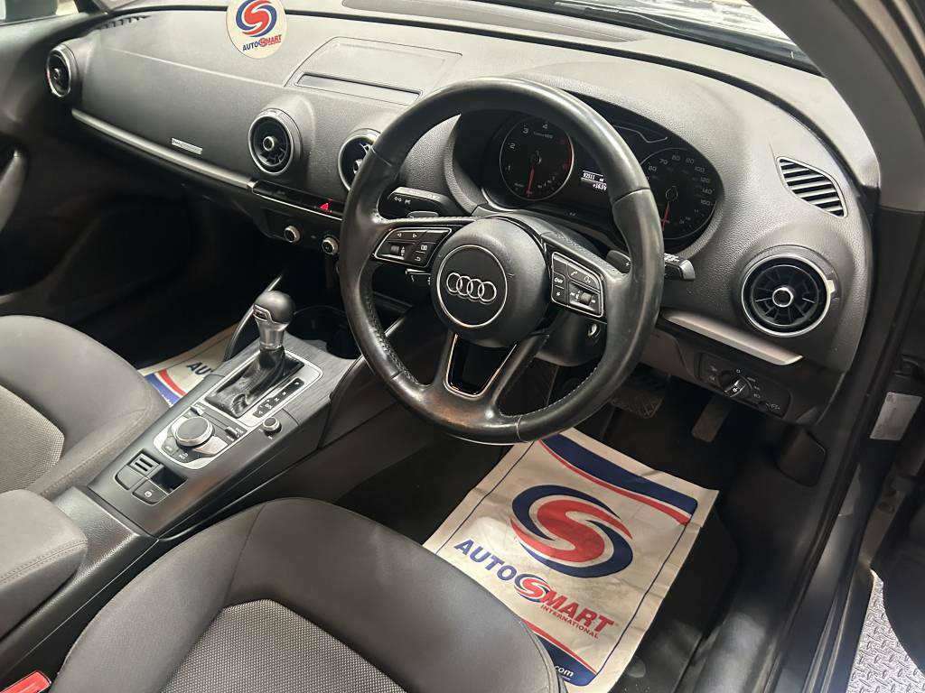 Audi A3 Sportback 2.0 Tdi Se Technik Grey #3