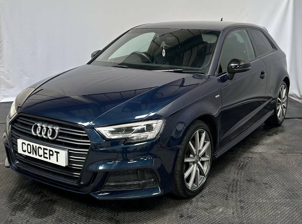 Audi A3 Hatchback Special Editi 2.0 Tdi Black Edition Blue