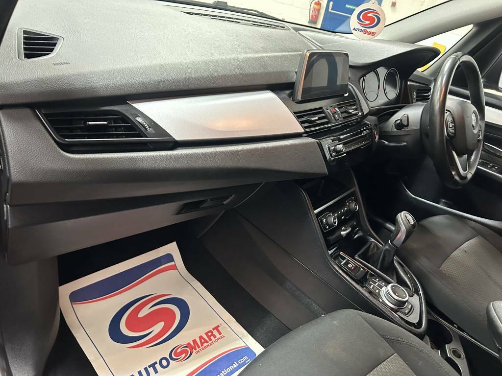 BMW 2 Series Active Tourer 218I Se Orange #4