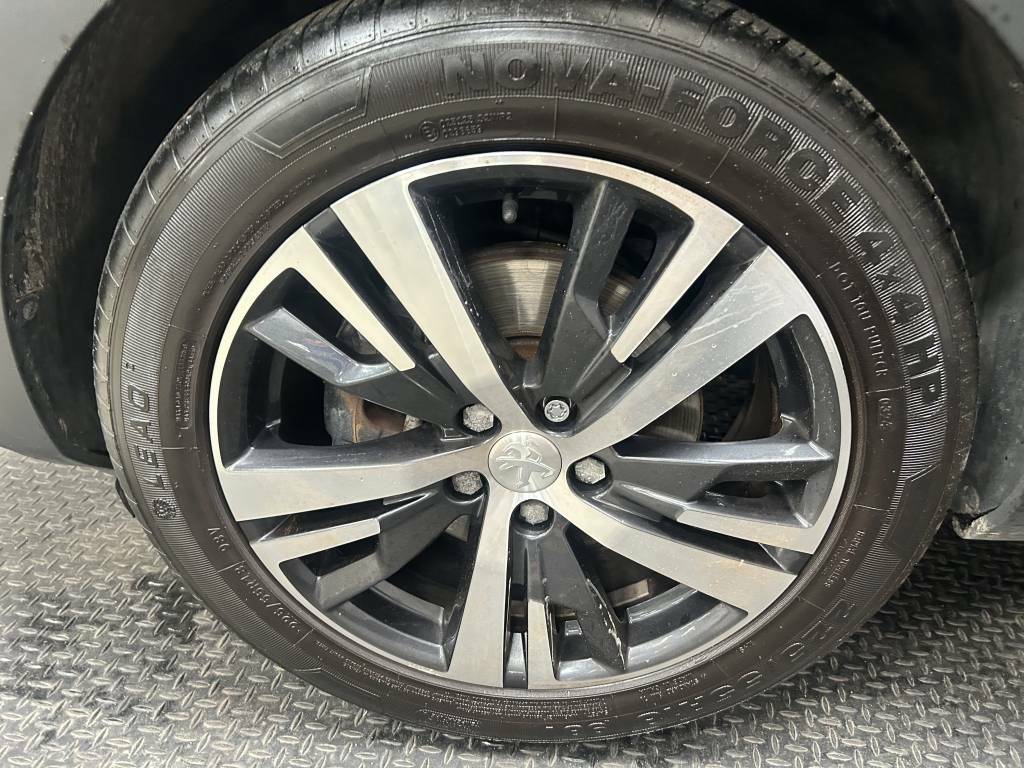 Peugeot 3008 Estate 1.2 Puretech Gt Line  Black #5