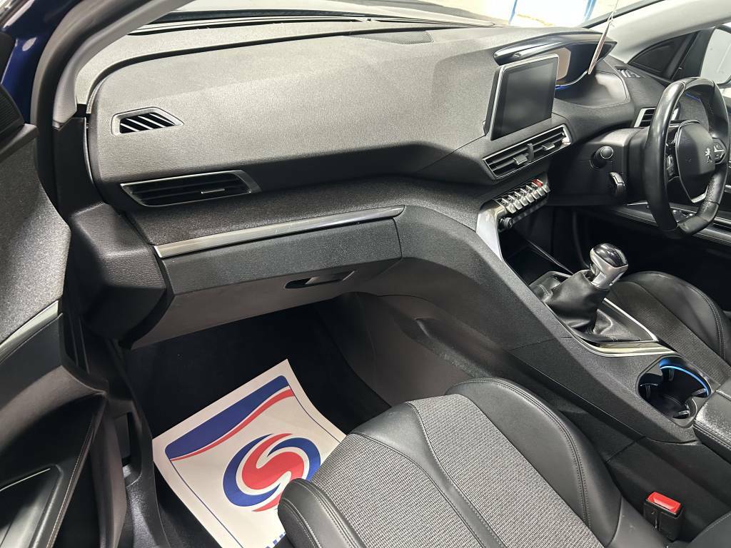 Peugeot 3008 Estate 1.5 Bluehdi Allure Blue #4