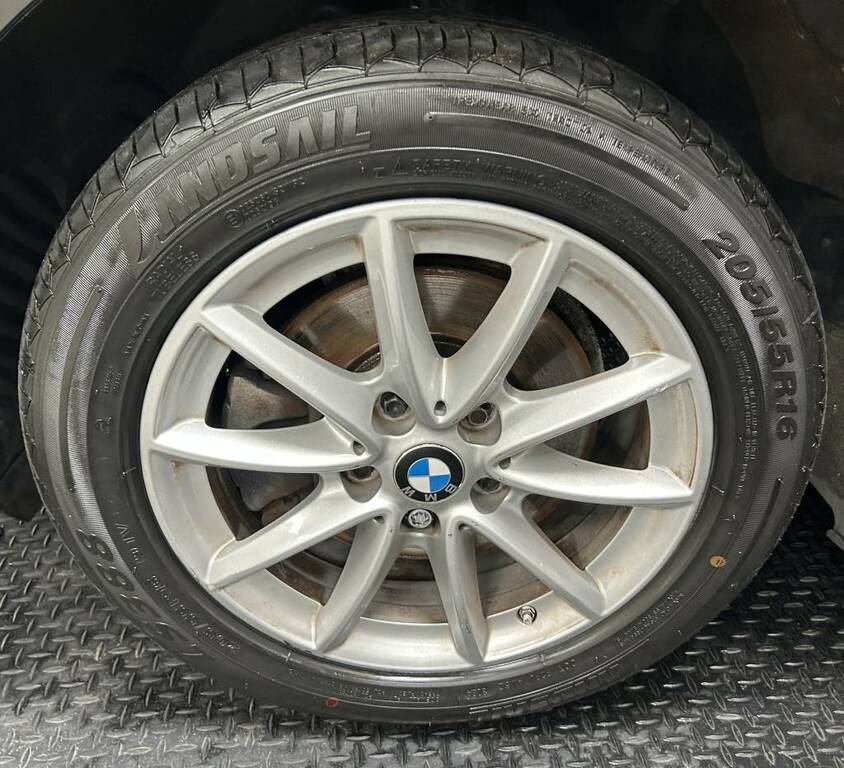 BMW 2 Series Gran Toure 216D Se Black #5