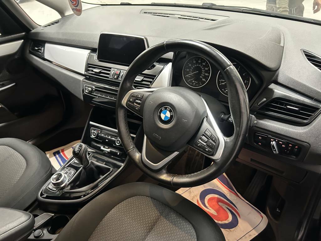 BMW 2 Series Gran Toure 216D Se Black #3