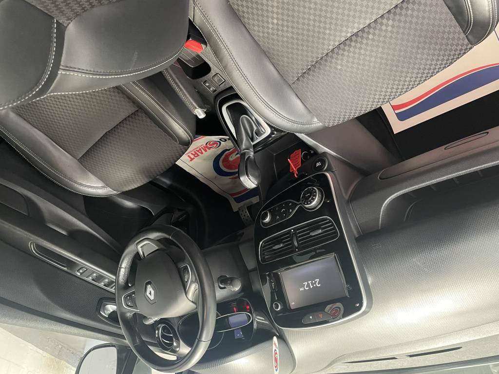 Renault Clio Hatchback 1.2 16V Dynamique Nav White #3
