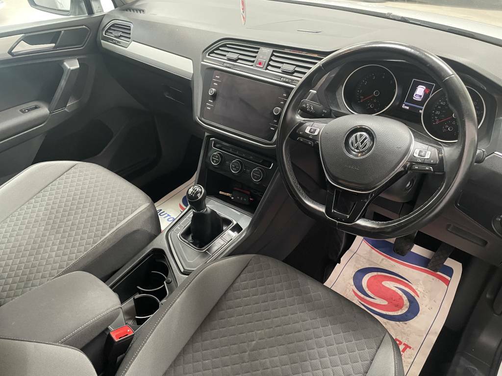Volkswagen Tiguan Estate 1.4 Tsi 125 Se Nav  White #4