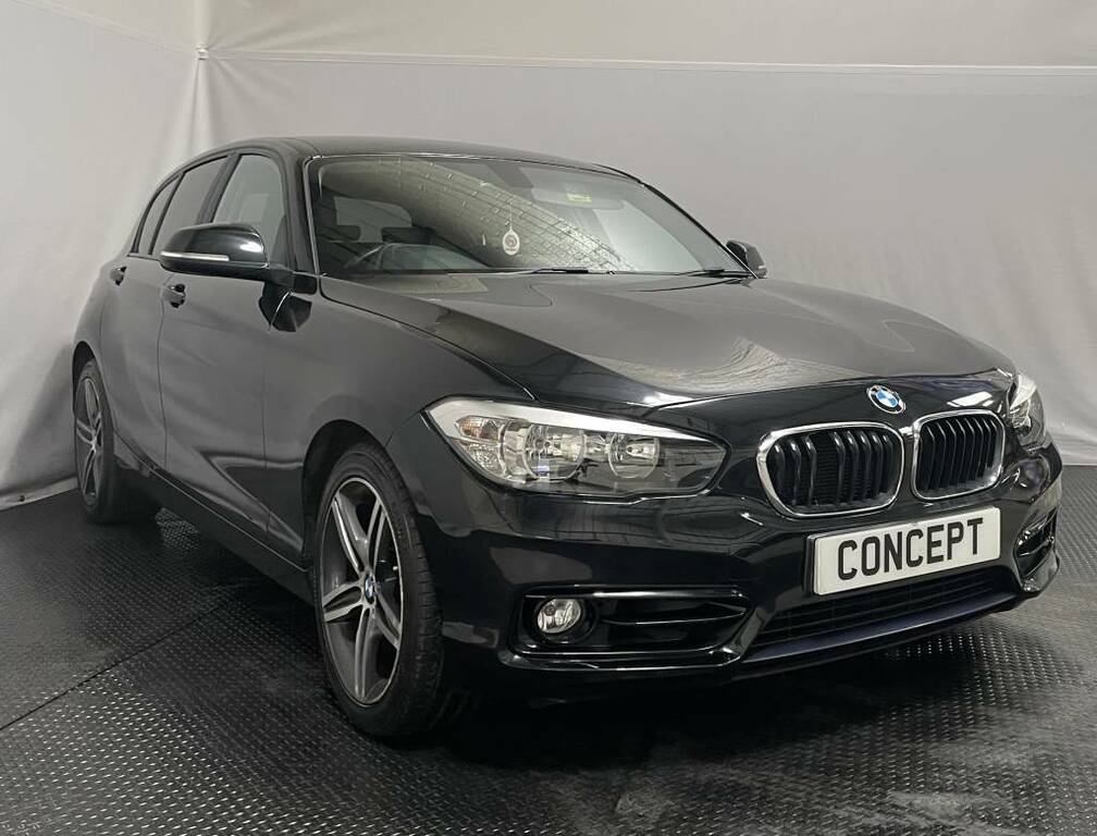 BMW 1 Series Hatchback 118I 1.5 Sport Black #2