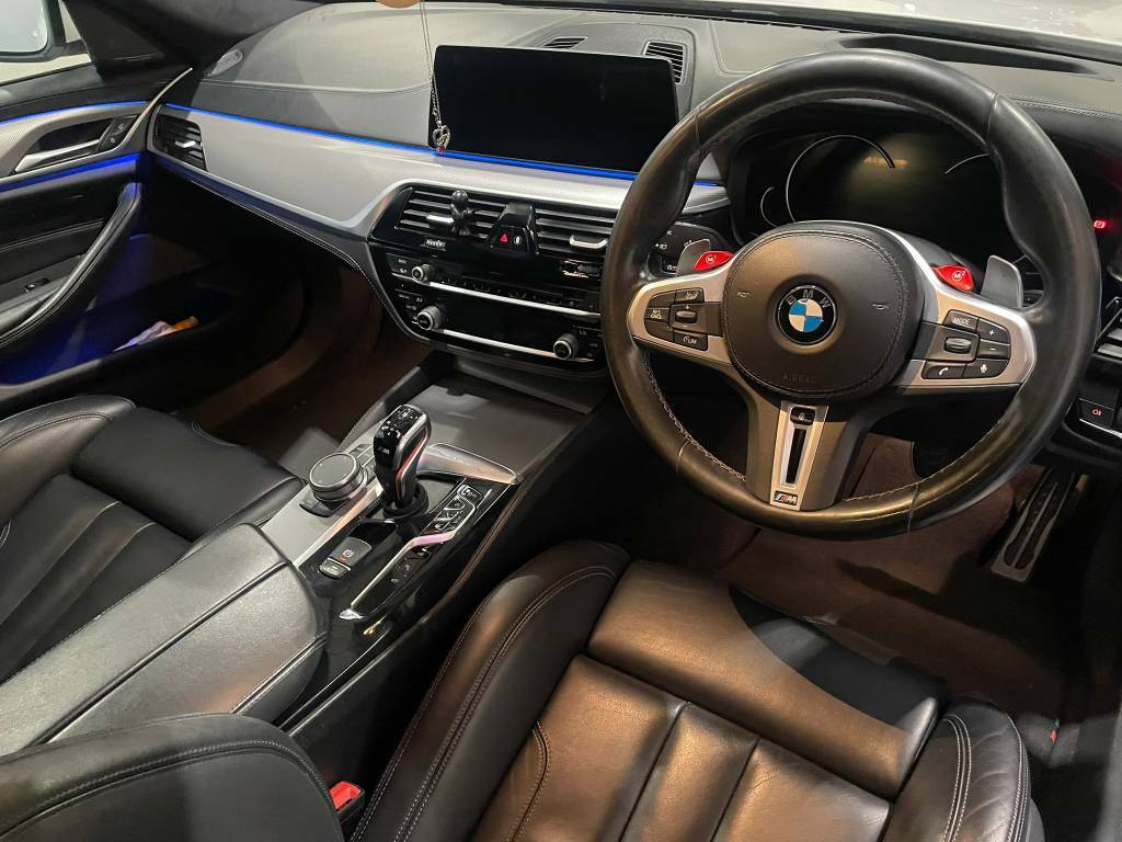 BMW M5 Saloon M5 White #2