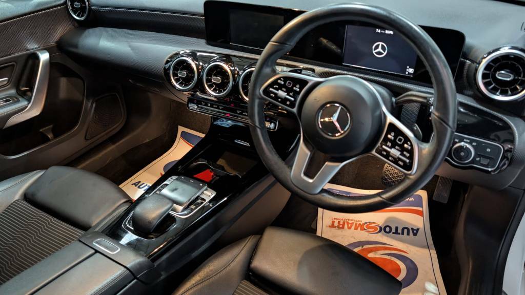 Mercedes-Benz A Class Hatchback A180d Sport White #5