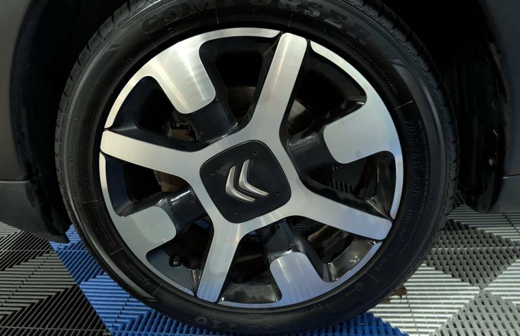 Citroen C4 Cactus Hatchback 1.2 Puretech 130 Flair Eat6 Purple #5