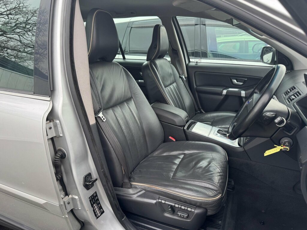 Volvo XC90 2.4 D5 Se Geartronic Awd  #2