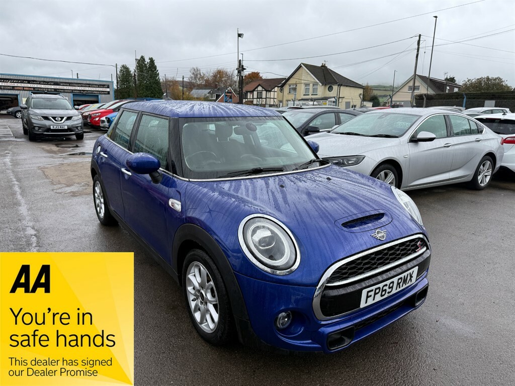 Mini Hatch Cooper S Classic Blue