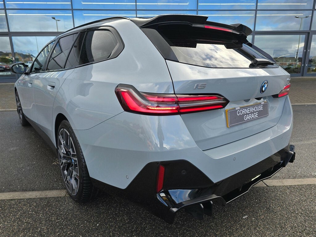 BMW i5 40 83.9Kwh M Sport Pro Touring Edrive 11 BL74APK Grey #5