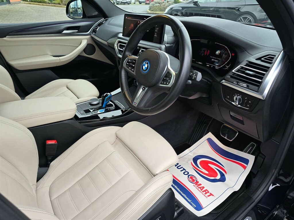 BMW iX3 80Kwh M Sport Pro KP72GGZ Black #5
