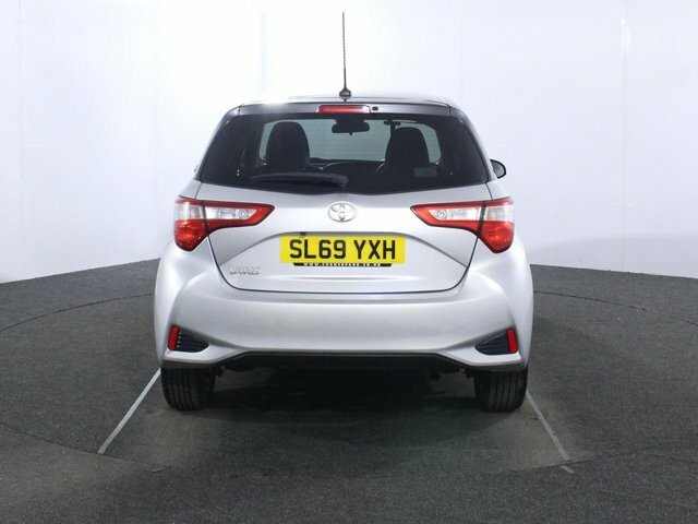 Toyota Yaris 1.5 Vvt-i Y20 Hatchback Euro 6 SL69YXH Silver #6