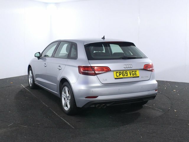 Audi A3 1.5 Tfsi Cod 35 Se Technik Sportback Ma CP69VGE Silver #5