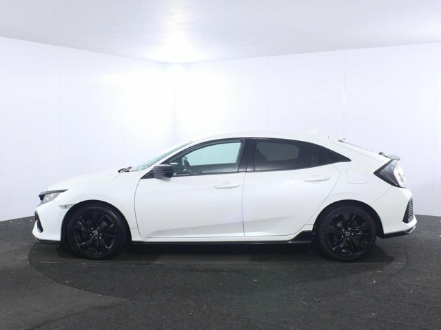 Honda Civic 1.0 Vtec Turbo Sport Line Hatchback Man CF68ZXN White #4
