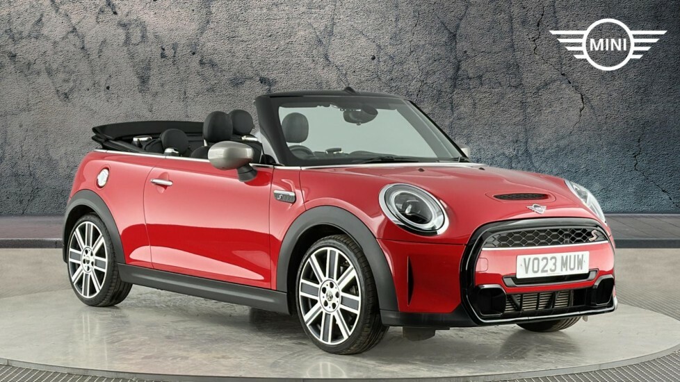 Mini Convertible Convertible Cooper S Exclusive Red