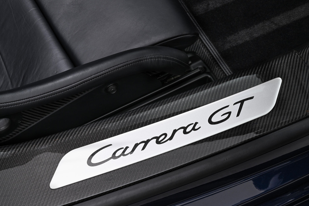 Porsche Carrera GT Carrera Gt Coupe Silver #35