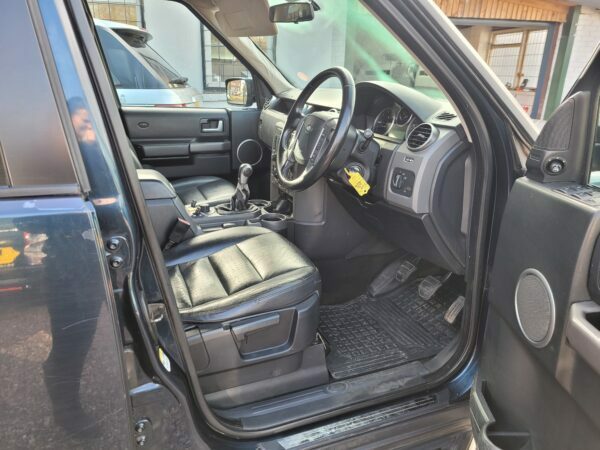 Land Rover Discovery 3 Gs Manual VA56BHJ Blue #6