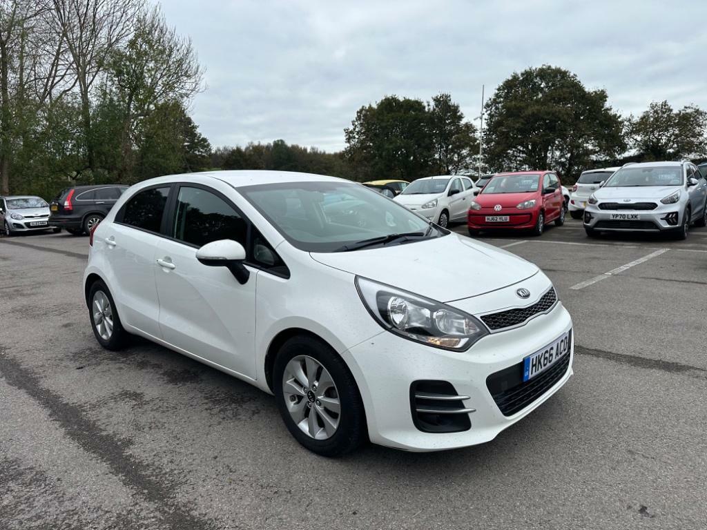 Kia RIO 1.25 Ecodynamics Se Euro 6 S S White