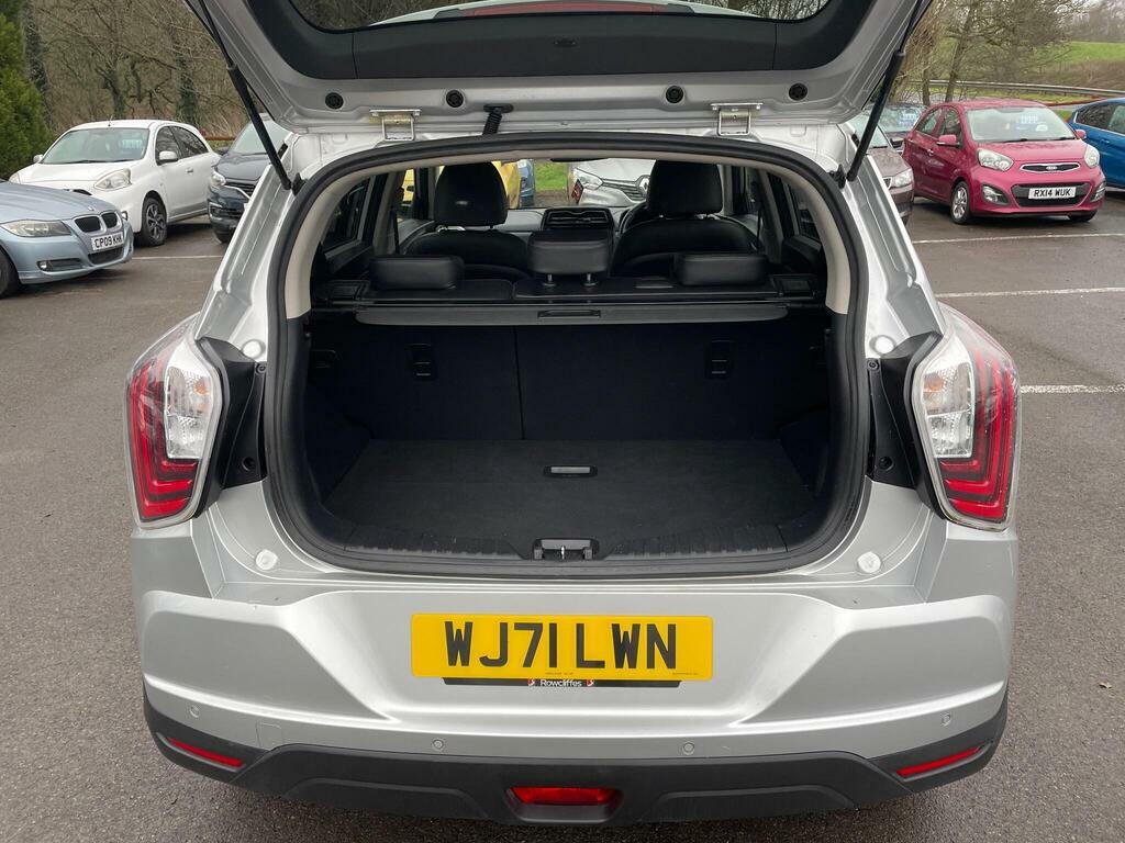 SsangYong Tivoli 1.5P Ultimate Nav Euro 6 S S Silver #5