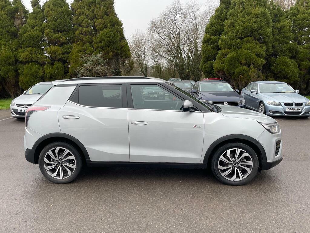 SsangYong Tivoli 1.5P Ultimate Nav Euro 6 S S Silver #2
