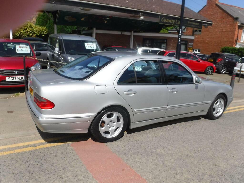 Mercedes-Benz E Class 3.2 E320 Cdi Avantgarde Silver #6