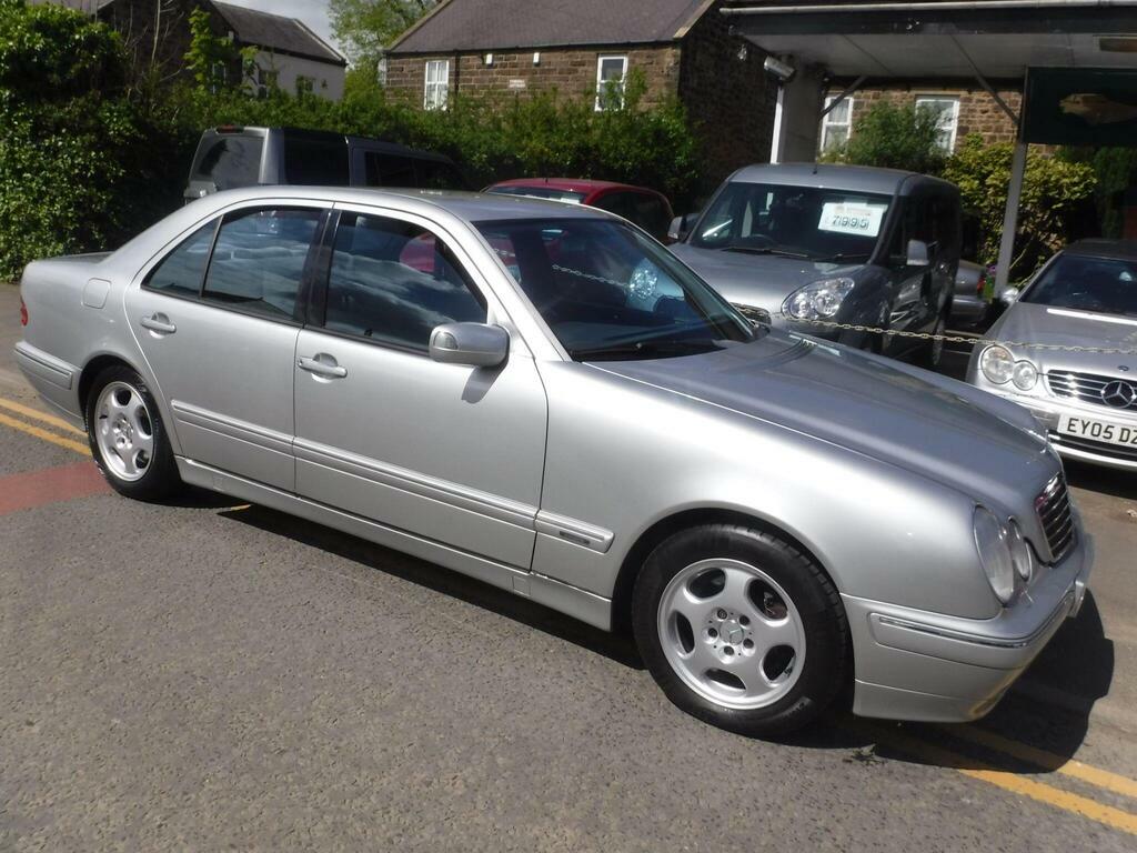 Mercedes-Benz E Class 3.2 E320 Cdi Avantgarde Silver #3