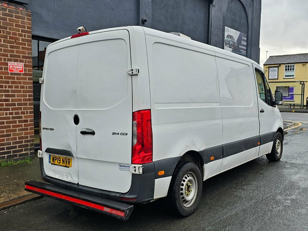 Mercedes-Benz Sprinter 2.1L Null WP19NVR White #4