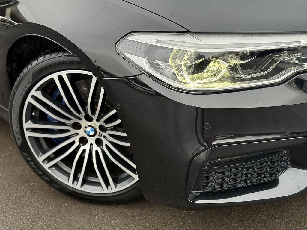 BMW 5 Series 540I Xdrive M Sport WH69KBE Black #4