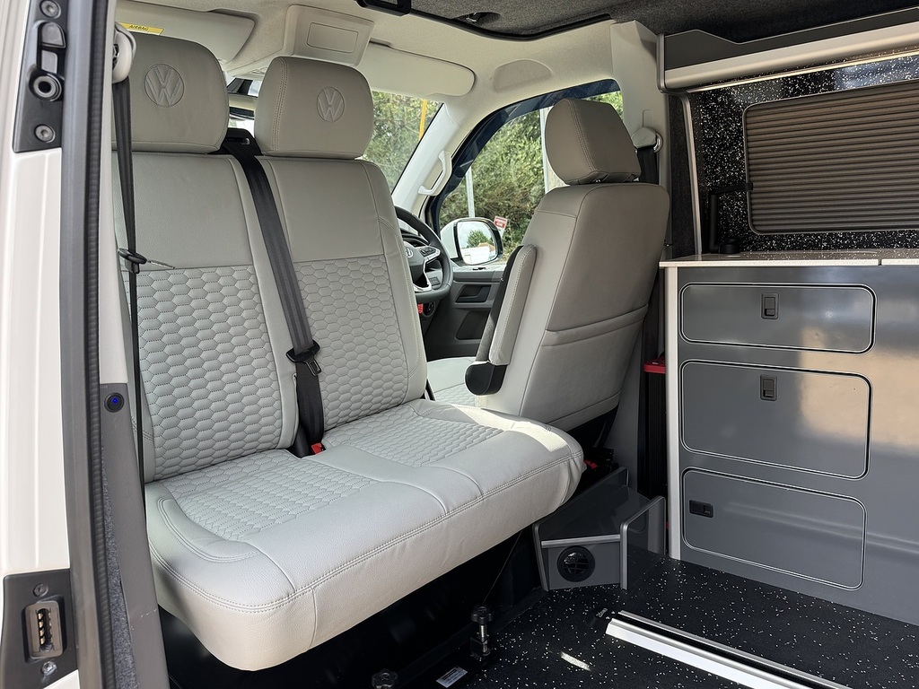 Volkswagen Transporter T6.1 T28 150 Swb Dsg Highline White #2