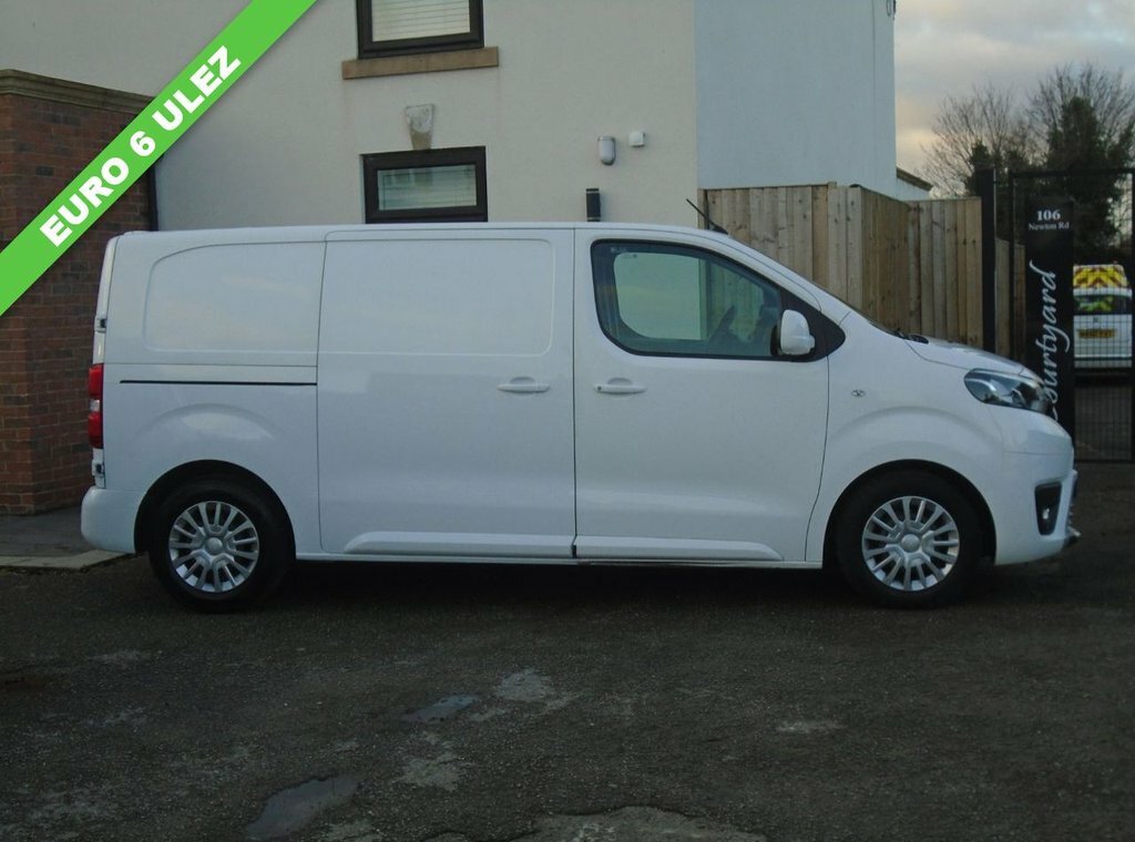 Toyota PROACE 1.6L Comfort 6Dr RO67YEK White #2