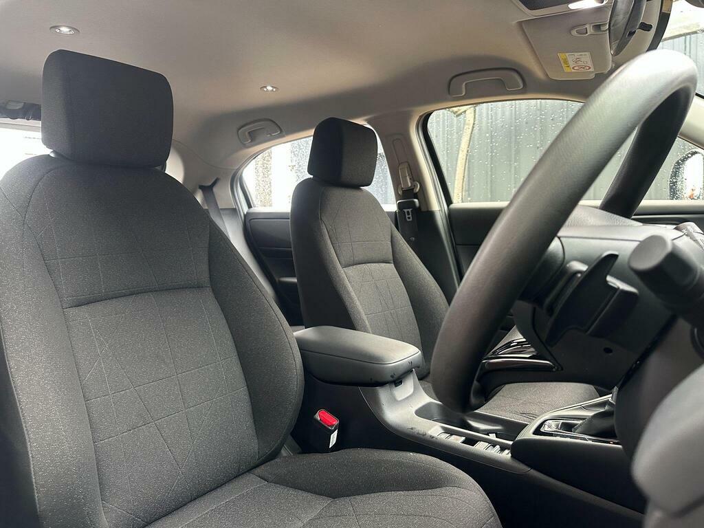 Honda Hr-V 1.5 H I-mmd Elegance Cvt Euro 6 Ss PO73XKZ White #2