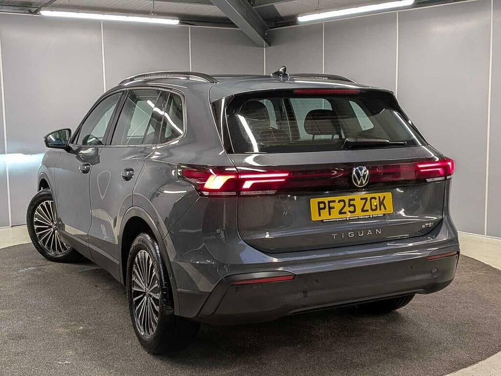 Volkswagen Tiguan 1.5 Etsi Mhev Life Dsg Euro 6 Ss PF25ZGK Grey #3