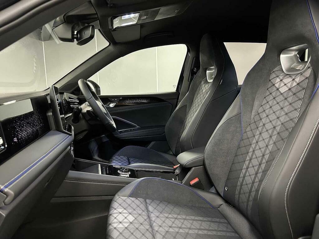 Volkswagen Tiguan 2.0 Tsi Black Edition Dsg 4Motion Euro 6 Ss PN75SZC Green #2