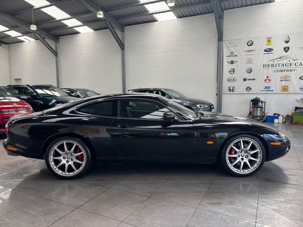 Jaguar XKR Coupe 4.2 Supercharged 200353 Black #2