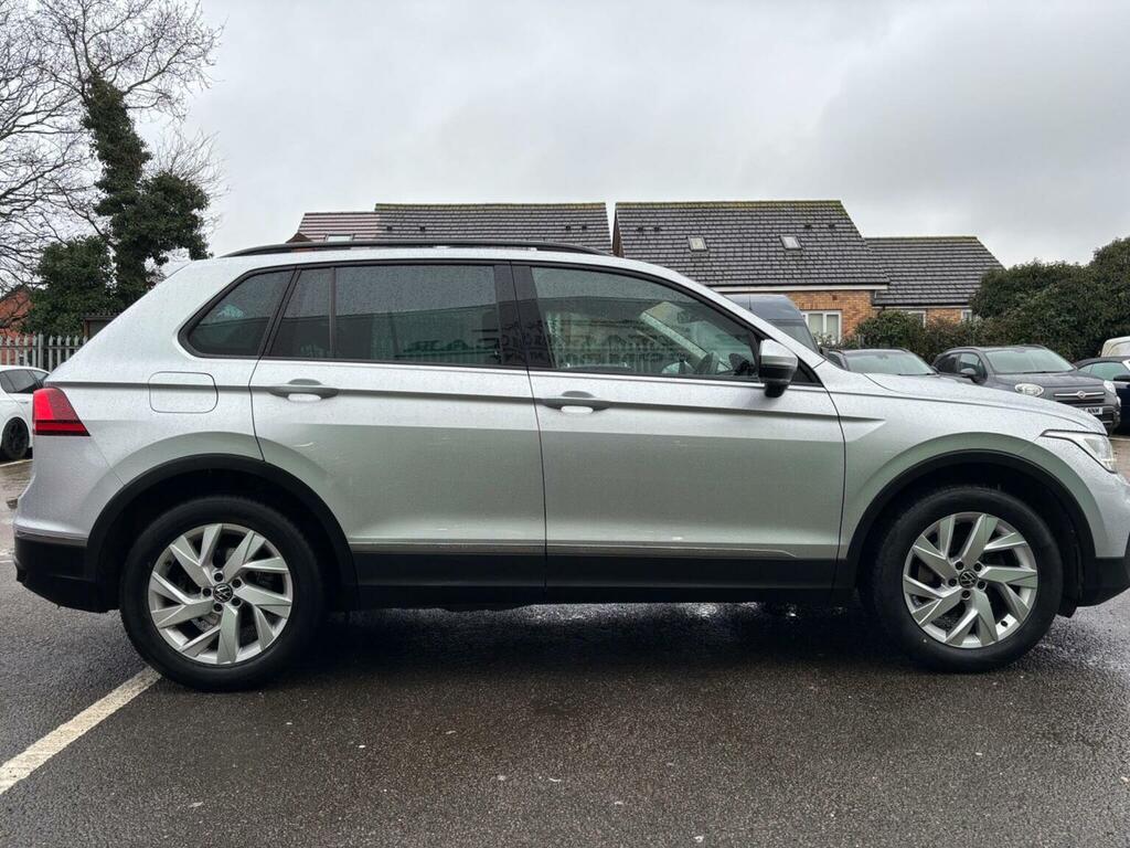 Volkswagen Tiguan Suv 1.5 Tsi Life Dsg Euro 6 Ss 202121 CA21NXX Silver #5